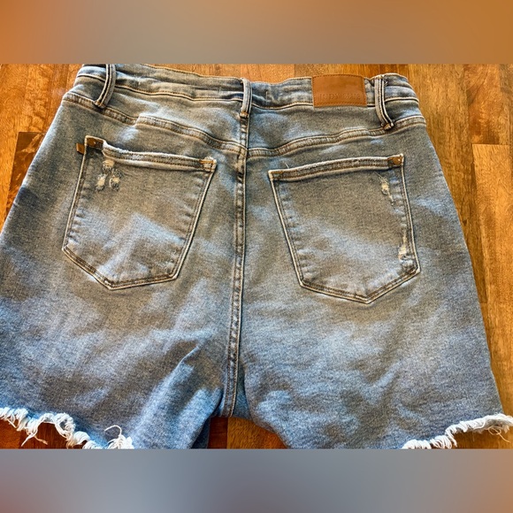 Judy Blue Kara High Rise Rigid Magic Button Fly Size 1XL - Picture 3 of 5